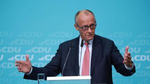 Merz, ante unas elecciones cruciales en las que se juega su futuro político