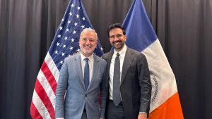 Barcelona prepara una red de comercios asequibles inspirada en los supermercados públicos de Nueva York