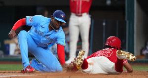 Blue Jays’ self-inflicted swoon in Texas all but ends AL wild-card pipe dream