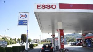 Carburanti alle stelle a Belluno: diesel oltre 2,20 euro, pieno fino a 136 euro