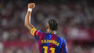 La prodigiosa transformación de Raphinha: un técnico visionario, 'Erasmus' con Lewandowski y homenaje a Txiki
