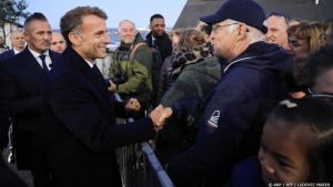 Macron naar eilandengroep voor overleg met Canadese premier