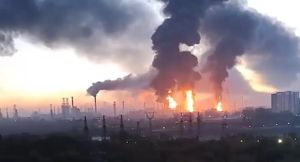 Ucrania lanza ataque masivo de drones contra una refinería en Moscú y deja al menos tres muertos