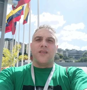 El imperio ladra: Trump amenaza a Europa por atreverse a mirar hacia Canadá