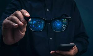 Bomo svoj naslednji pametni »telefon« kupili pri optiku?