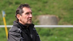 Der SV Obereschach unterliegt der SG Riedöschingen/Hondingen knapp mit 0:1 - mit Videos!