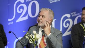 Collboni reclama en Nueva York una alianza internacional para impulsar la vivienda asequible