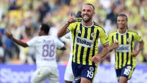 Tarihi galibiyet Fenerbahçe’yi sakinleştirir mi?