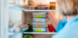 Tápers seguros: cómo evitar los microbios cuando hacemos ‘batch cooking’
