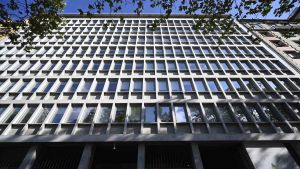 La Generalitat recomprará fincas que vendió en 2012 para ahorrar el alquiler