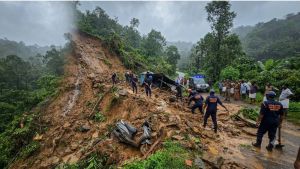 Heavy rains batter Kerala: 5 dead, 2 missing after flash floods and landslides
