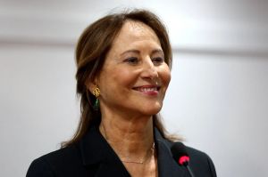 Ségolène Royal vise Glucksmann, Éric Ciotti drague Retailleau, François Bayrou s’accroche à un « bloc central »… Les dernières actus de la présidentielle 2027