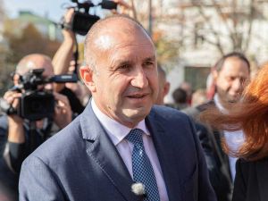 Румен Радев: Отстранихме олигархията от политическата власт, следва публичният ресурс