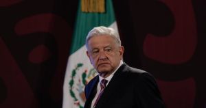 AMLO a la baja