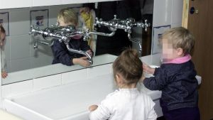 Presunti maltrattamenti all’asilo, le mamme: 
