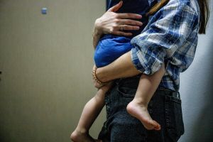 «Боялась потерять мужа»: почему ставропольская мать годами покрывала истязания дочерей