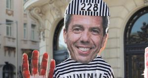 Las víctimas de la DANA, tras el silencio de Mazón en el Congreso: 