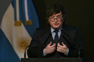 Flambée des carburants et finances publiques à sec : mais que ferait Javier Miléi ?