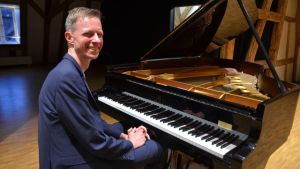 Musikalisches Überraschungspaket aus den USA: Helge Herr begeistert in der Mittleren Kaplanei