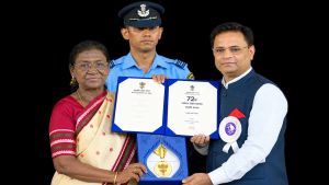 72nd National Film Awards: TV9 Journalist Sanjeev Srivastava receives Best Film Critic Award