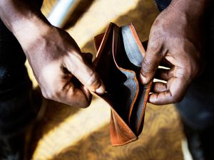 44% of Canadian employees say they’re financially stressed: survey