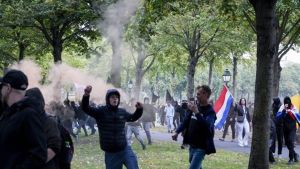 Onderzoeksplatform: politiek moet rechts-extremisme normeren