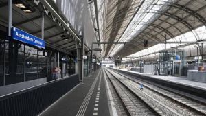 Wakker Dier vecht weigering reclame door NS aan bij rechter