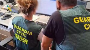 La Guardia Civil investiga la vinculación de la agresión transfoba de Castrillón con el grupo de ultraderecha 