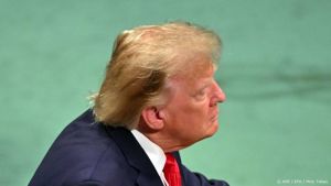 Trump: VS spraken in New York ruim drie uur met Iran