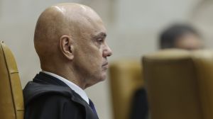 Bateu o desespero: ascensão de Flávio Bolsonaro assombra Moraes e seus aliados no STF