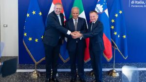 Trilaterale divisa sul nodo Schengen, la Slovenia insiste: «Via i controlli»