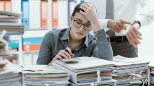 Европа губи милиарди от стресирани работници. Burnout на труда = Burnout на икономиката