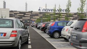 Rapina a una dipendente alla Nave de Vero: rubati 5mila euro