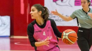 Al via il campionato di basket B femminile. Ren-Auto, su il sipario