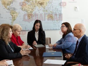 Случаят на Ива Михайлова стигна до ООН, съдът в РСМ не разрешава лечение в България
