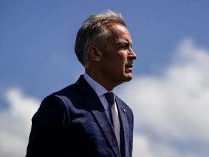 Pearson: Canada needs more of Britons' Blitz spirit