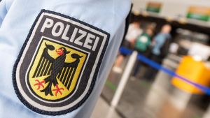 Flughafen Frankfurt: Polizei gelingt brisanter Fund bei verdächtigem Pärchen