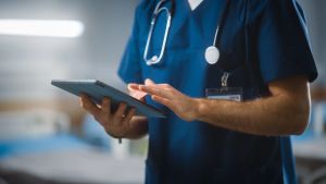 ESMAIL and MOIR: Smith government’s reform moves Alberta toward more successful universal health care