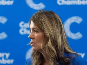 Bell: 'Don't vote angry' — Danielle Smith's message to Albertans on separatism