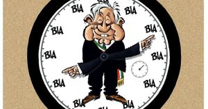 El reloj atrasado de la política