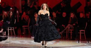 Drama e diamantes: o novo capítulo sexy de Jennifer Lopez em Milão