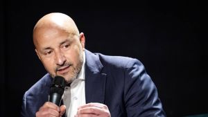 Marcouch: zorgen over manier waarop politiek de politie aanstuurt
