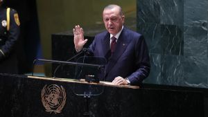 Erdoğan rüzgârı küresel bir dalgaya dönüşürken… Ya da; Erdoğan küreselleşmesi, Trump bölgeselleşmesi…