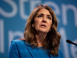 Bell: On immigration in Alberta, Premier Danielle Smith is no racist