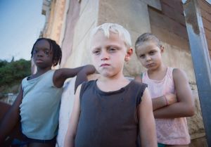« Les Roches rouges » de Bruno Dumont : un film beau comme trois pommes