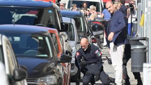 Olio e accendini per creare un finto innesco, così è scattato l’allarme bomba. Mattinata di paura a Livorno