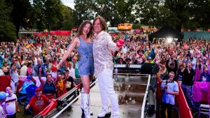 Joelina Drews mit Lebensmittelvergiftung auf der Bühne: Dem Schlager-Star „ging es so mies“