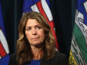 Nelson: Bet on Danielle Smith in Alberta's biggest ever political lottery