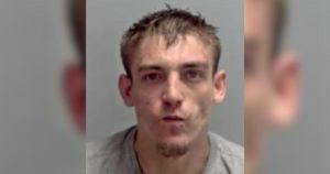 Police hunt 31-year-old man on recall to prison