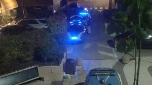 Di nuovo tensione in piazza Bertossi a Pordenone: scoppia una lite con sberle e spintoni